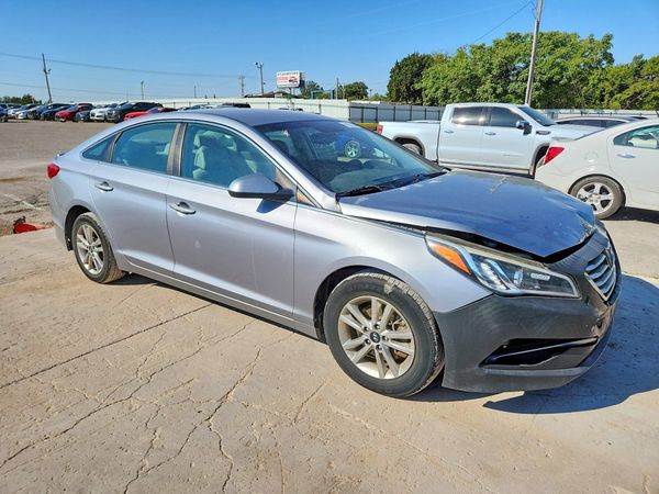 2016 HYUNDAI SONATA — Passenger 3/4