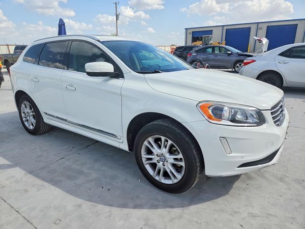 2016 VOLVO XC60 — Passenger 3/4
