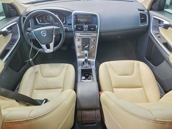 2016 VOLVO XC60 — CKPT