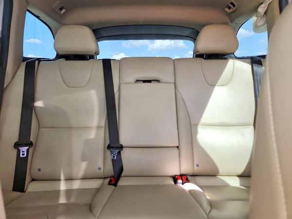 2016 VOLVO XC60 — SUVN