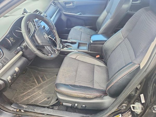 2015 TOYOTA CAMRY — DENT