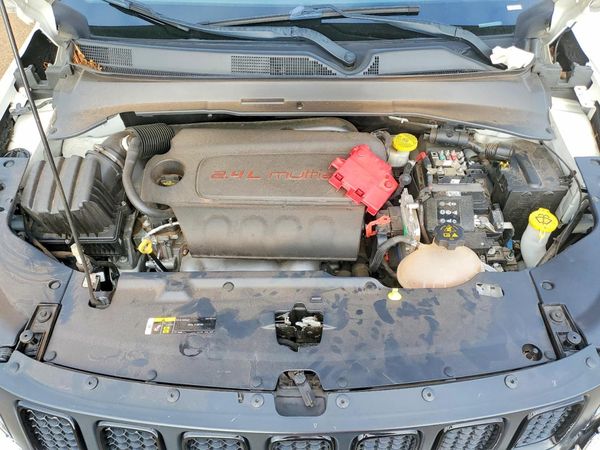2021 JEEP COMPASS — Engine bay
