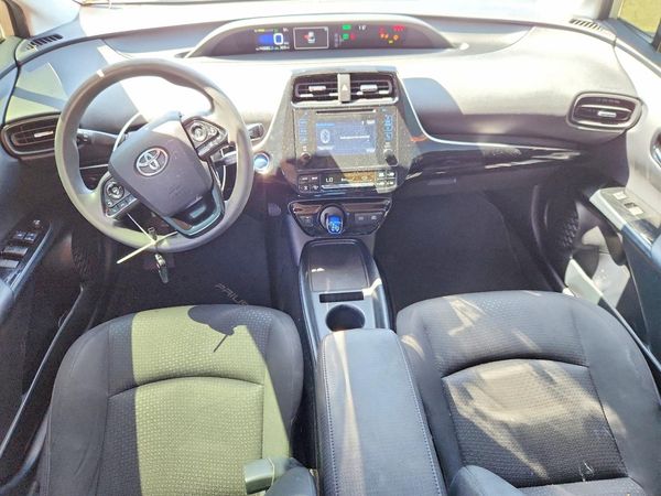 2019 TOYOTA PRIUS L/LE/XLE/LTD.