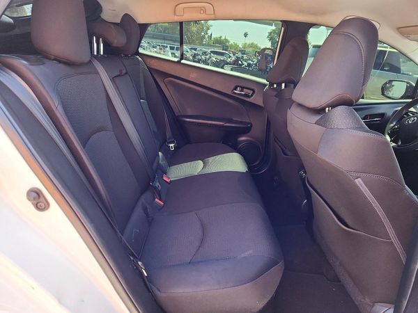 2019 TOYOTA PRIUS L/LE/XLE/LTD.
