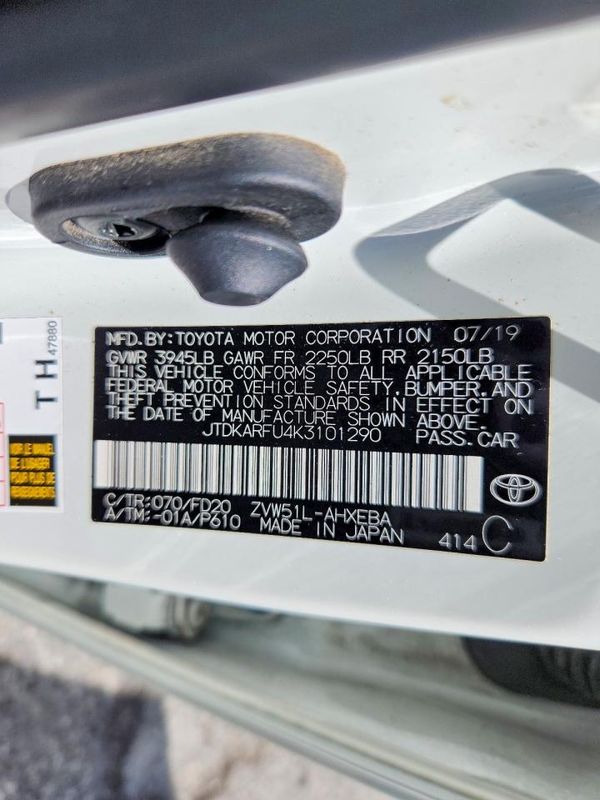 2019 TOYOTA PRIUS L/LE/XLE/LTD.