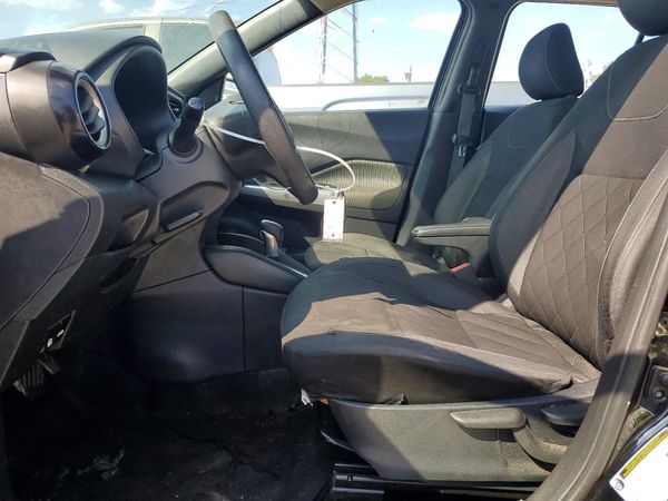 2020 NISSAN KICKS