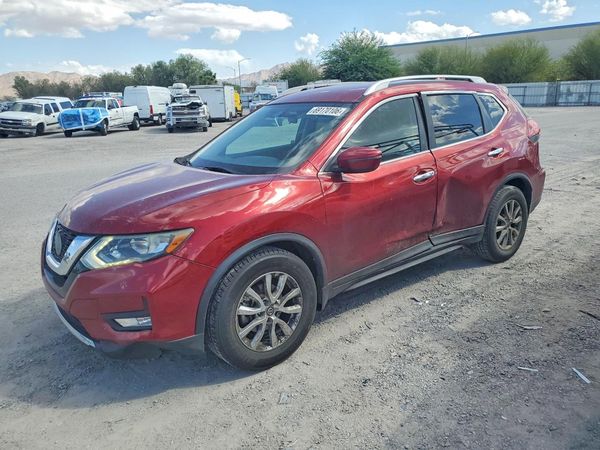 2018 NISSAN ROGUE — Front 3/4