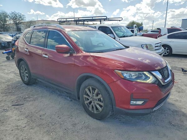 2018 NISSAN ROGUE — Passenger 3/4
