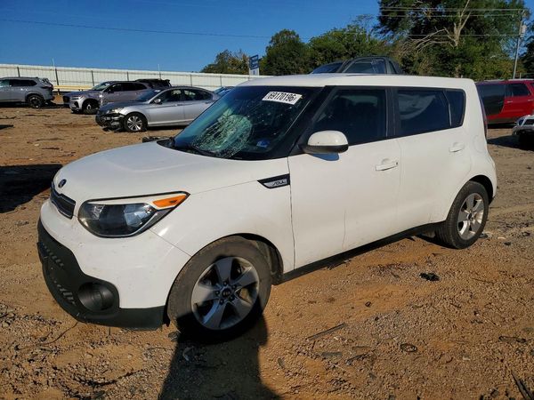 2019 KIA SOUL — Front 3/4