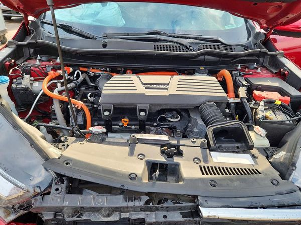 2022 HONDA CR-V — Engine bay