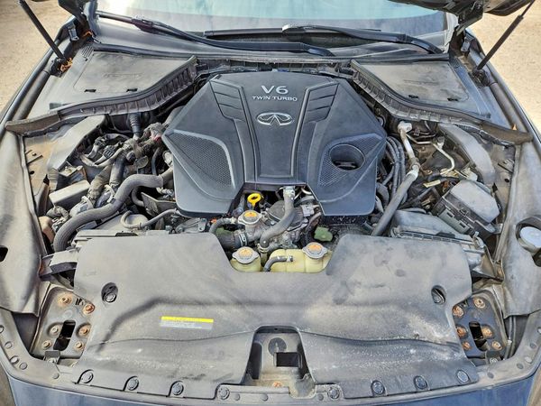 2019 INFINITI Q50 — Engine bay