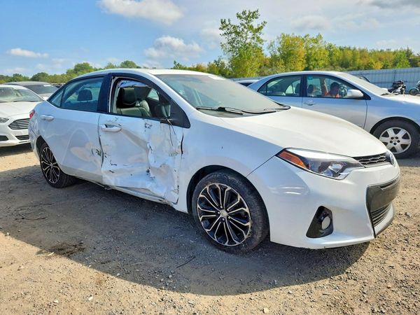 2015 TOYOTA COROLLA — Passenger 3/4