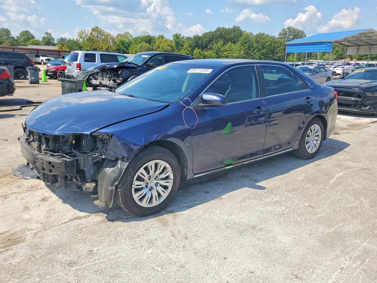 2014 TOYOTA CAMRY