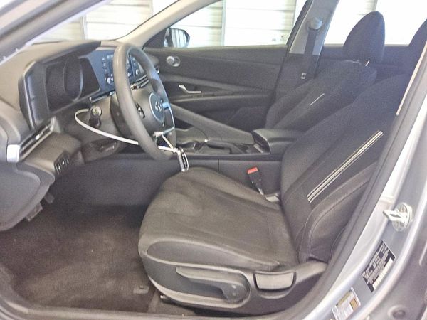 2021 HYUNDAI ELANTRA SEL — DENT