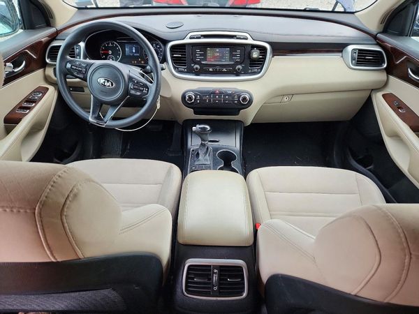 2017 KIA SORENTO L, LX — CKPT
