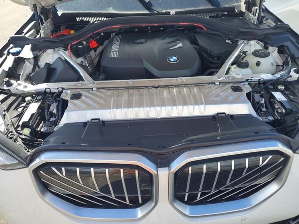 2026 BMW X3 30 xDrive — Engine bay