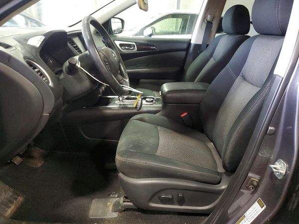 2018 NISSAN PATHFINDER — DENT