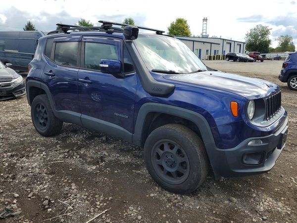 2017 JEEP RENEGADE — Passenger 3/4
