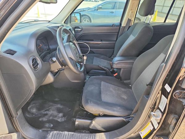 2015 JEEP PATRIOT — DENT
