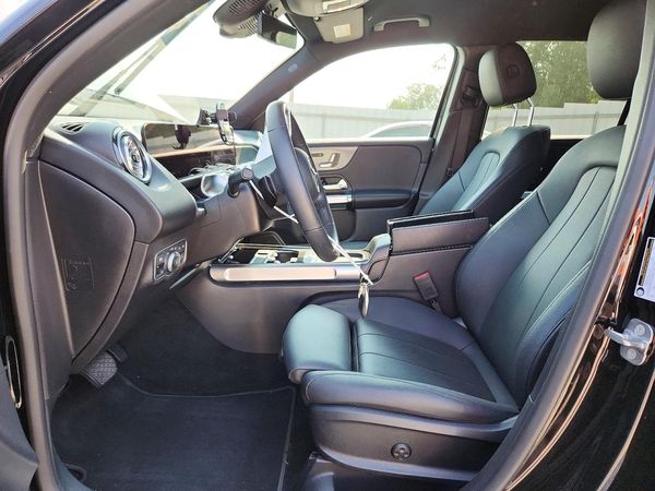 2024 MERCEDES-BENZ GLB — DENT