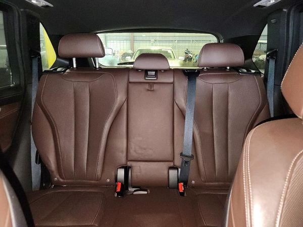 2016 BMW X5 xDrive50i — SUVN