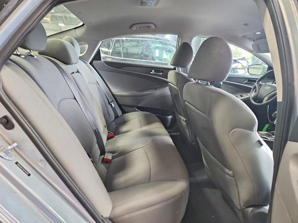 2013 HYUNDAI SONATA GLS/ GLS Popular — PSRS
