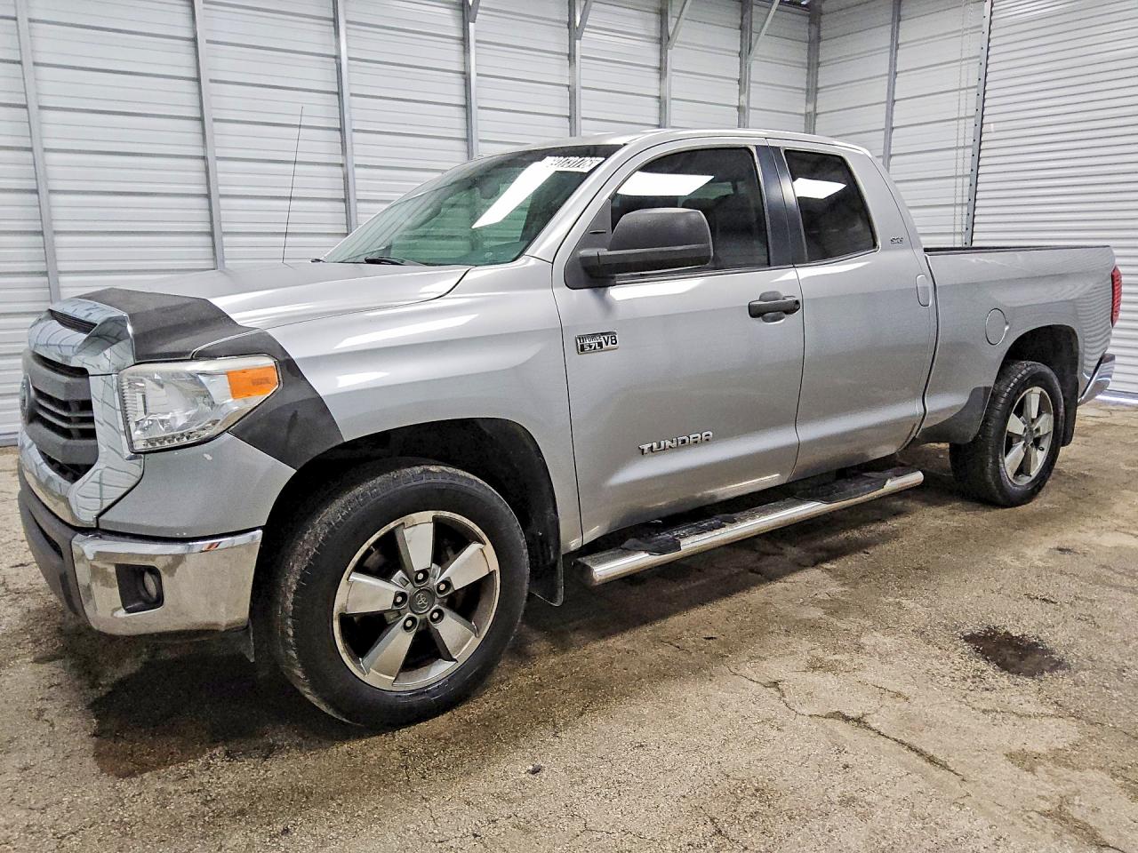 2014 TOYOTA TUNDRA SR5 — Front 3/4