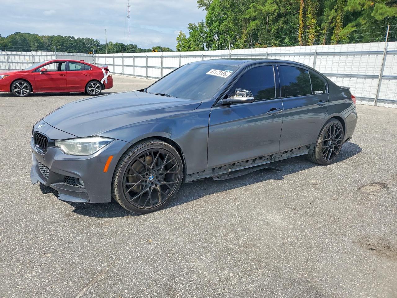2016 BMW 340 xDrive — Front 3/4