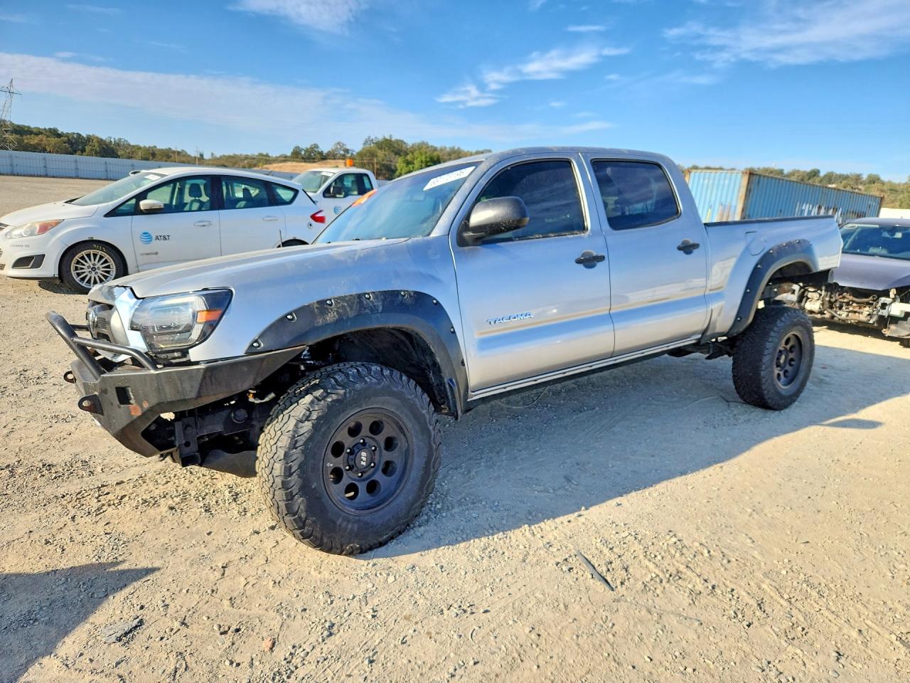 2014 TOYOTA TACOMA Delux Grade — Front 3/4