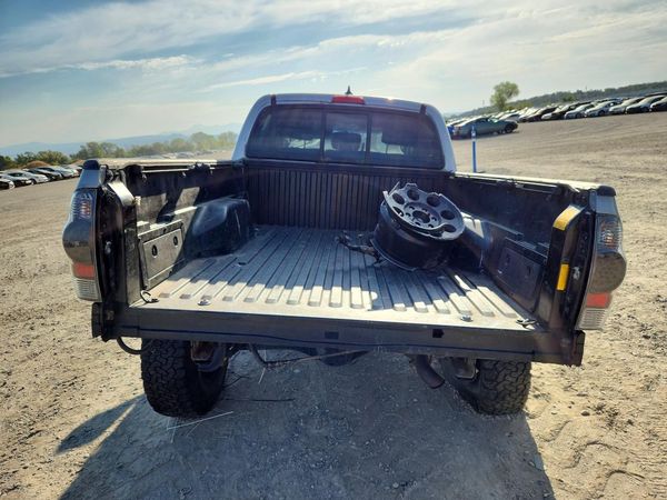 2014 TOYOTA TACOMA Delux Grade — DIRR