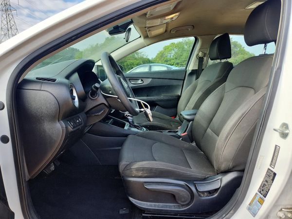 2019 KIA FORTE — DENT