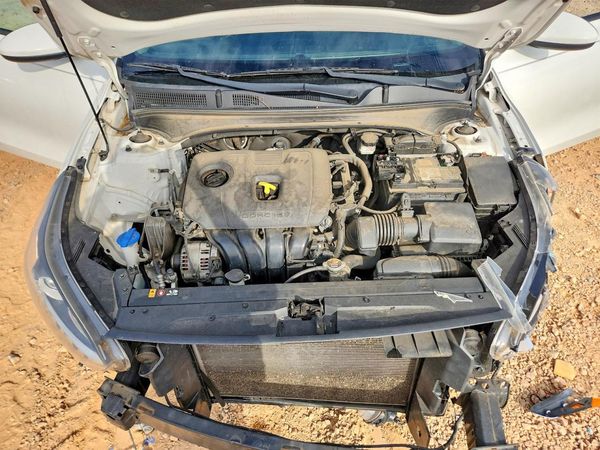 2019 KIA FORTE — Engine bay
