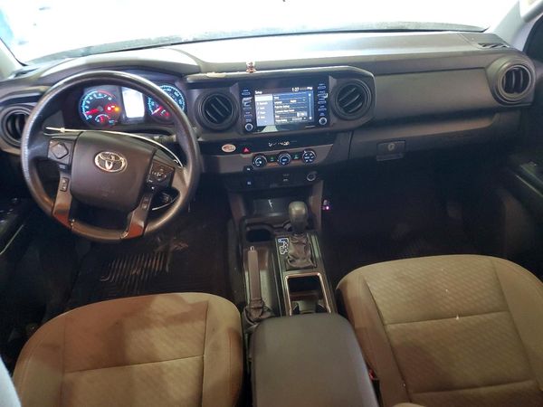 2022 TOYOTA TACOMA SR5 — CKPT
