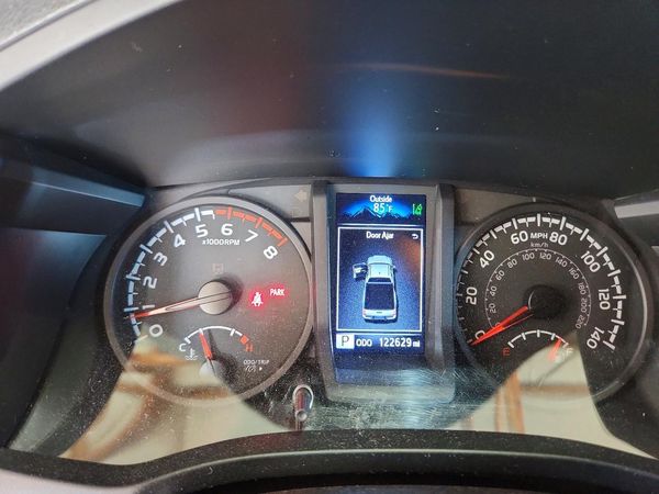 2022 TOYOTA TACOMA SR5 — ODOM