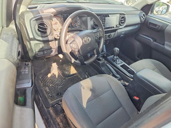 2022 TOYOTA TACOMA SR5 — CKPT