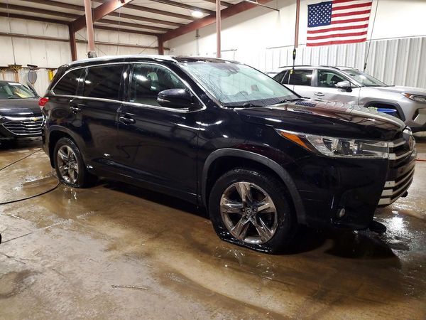 2019 TOYOTA HIGHLANDER Ltd/Ltd Platinum — Passenger 3/4
