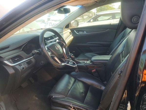 2014 CADILLAC XTS — DENT