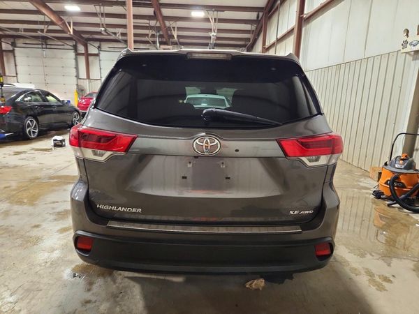 2018 TOYOTA HIGHLANDER — DIRR