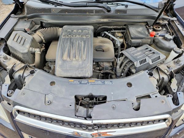 2015 CHEVROLET EQUINOX 1LT — Engine bay