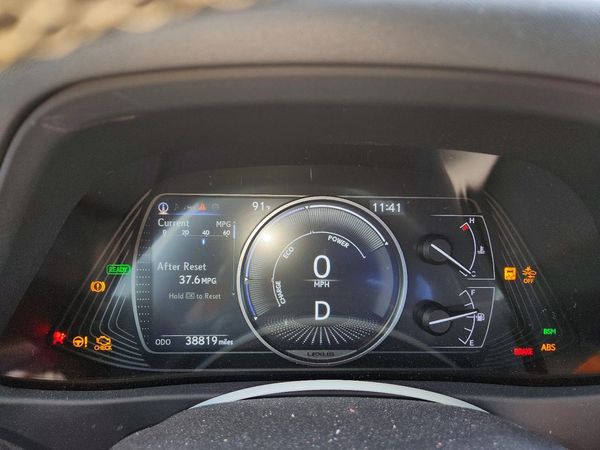 2020 LEXUS UX 250h Premium