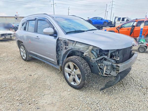2017 JEEP COMPASS Latitude — Passenger 3/4