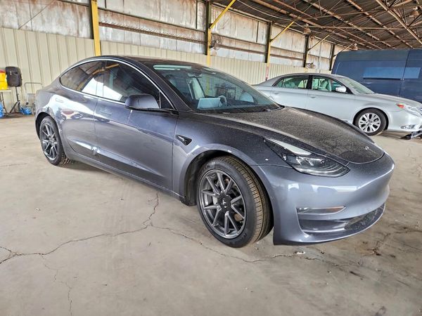 2021 TESLA MODEL 3 — Passenger 3/4