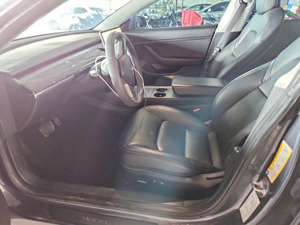 2021 TESLA MODEL 3 — DENT