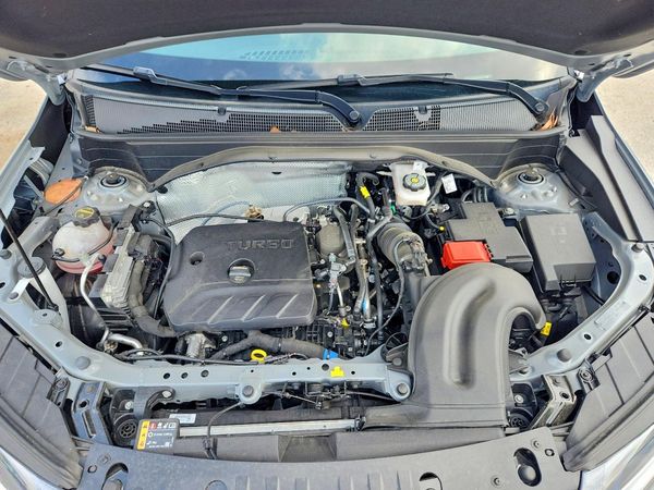 2026 CHEVROLET TRAILBLAZE LT — Engine bay