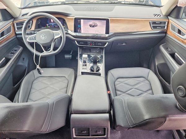 2025 VOLKSWAGEN ATLAS 4Motion SE — CKPT