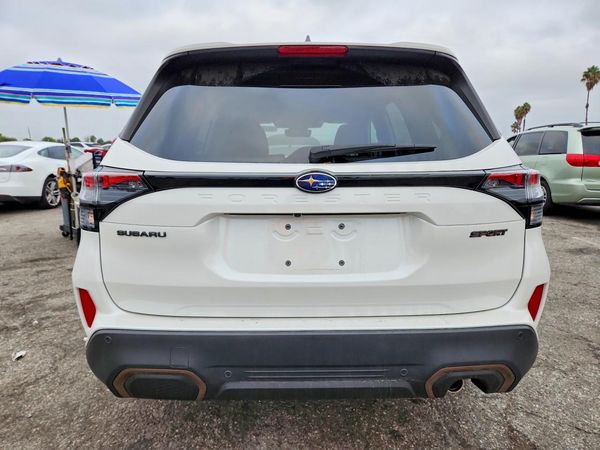 2025 SUBARU FORESTER Sport
