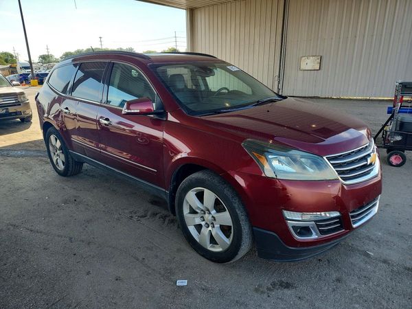 2015 CHEVROLET TRAVERSE LTZ — Passenger 3/4
