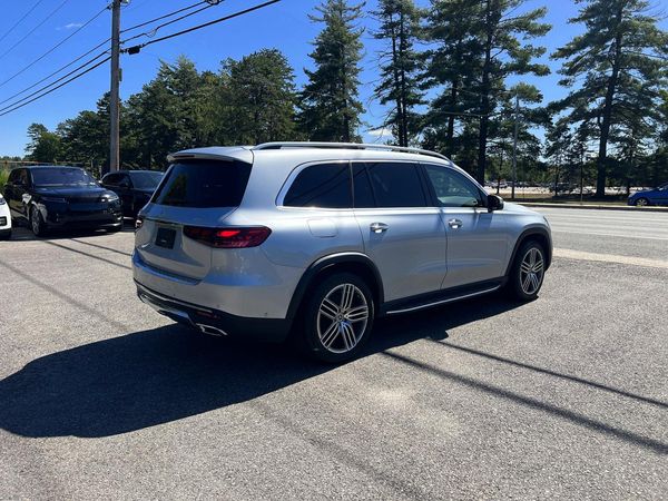 2024 MERCEDES-BENZ GLS