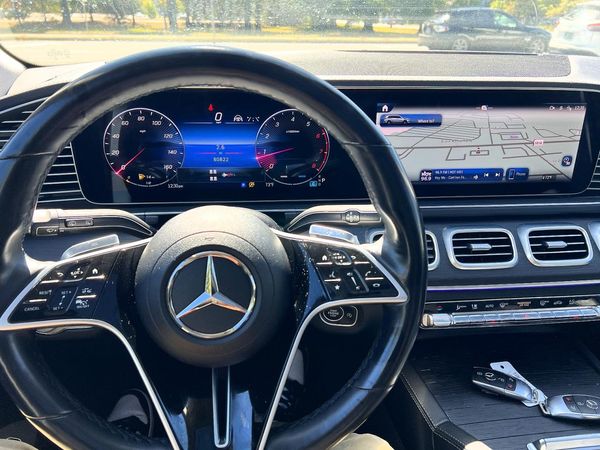 2024 MERCEDES-BENZ GLS
