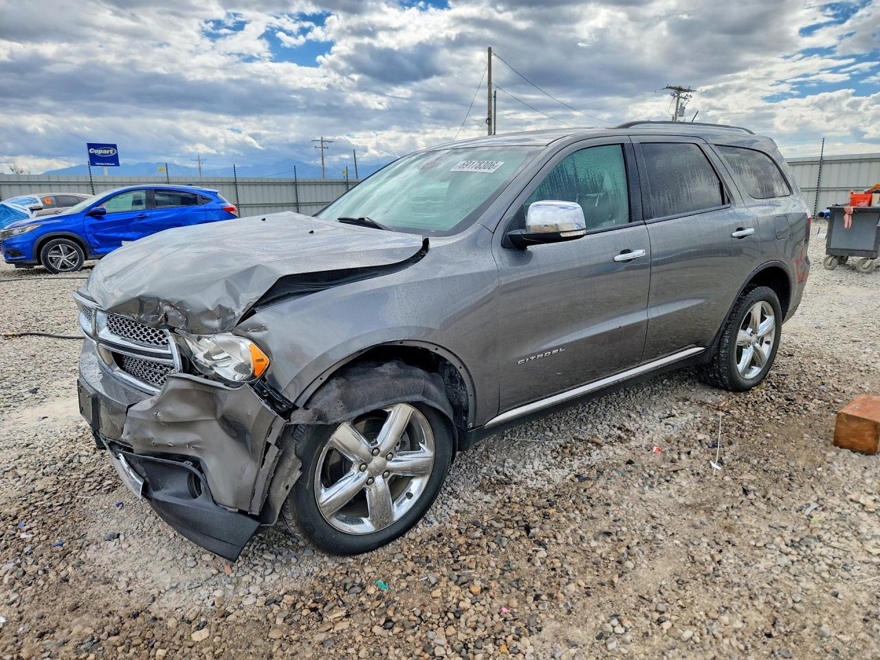 2012 DODGE DURANGO Citadel — Front 3/4